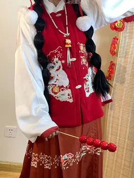 Ling Tutu: Originalus Hanfu Moterų Siuvinėta Liemenė, Arklys Veido Sijonas Rudens ir Žiemos Pliušinis Nustatyti Kalėdų ir Naujųjų Metų Drabužių